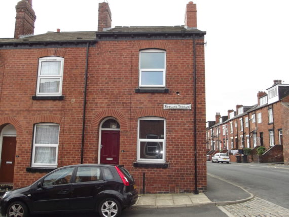 3 Bedroom End of Ter...